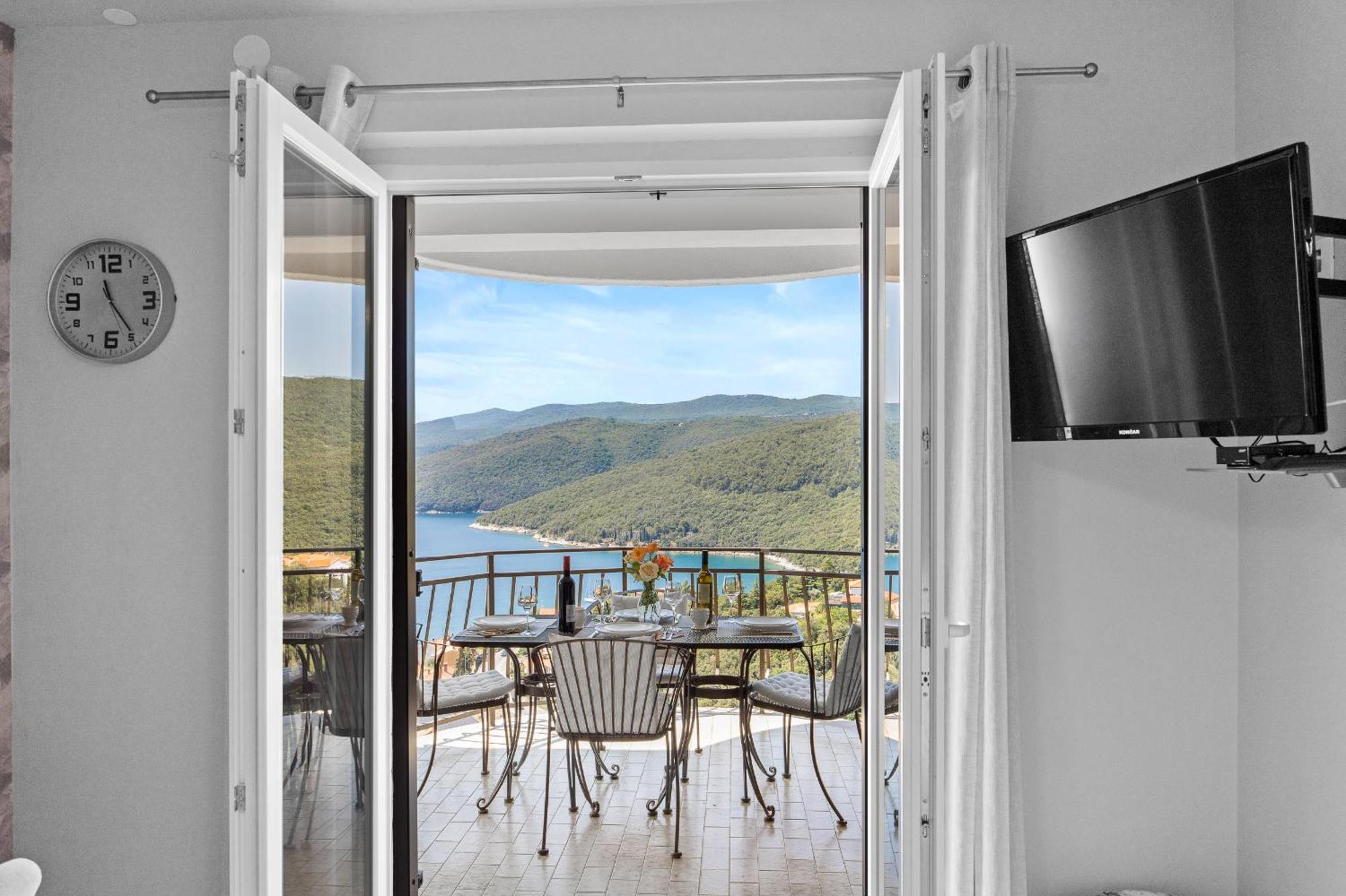 Ladym Apartamento Rabac Exterior foto