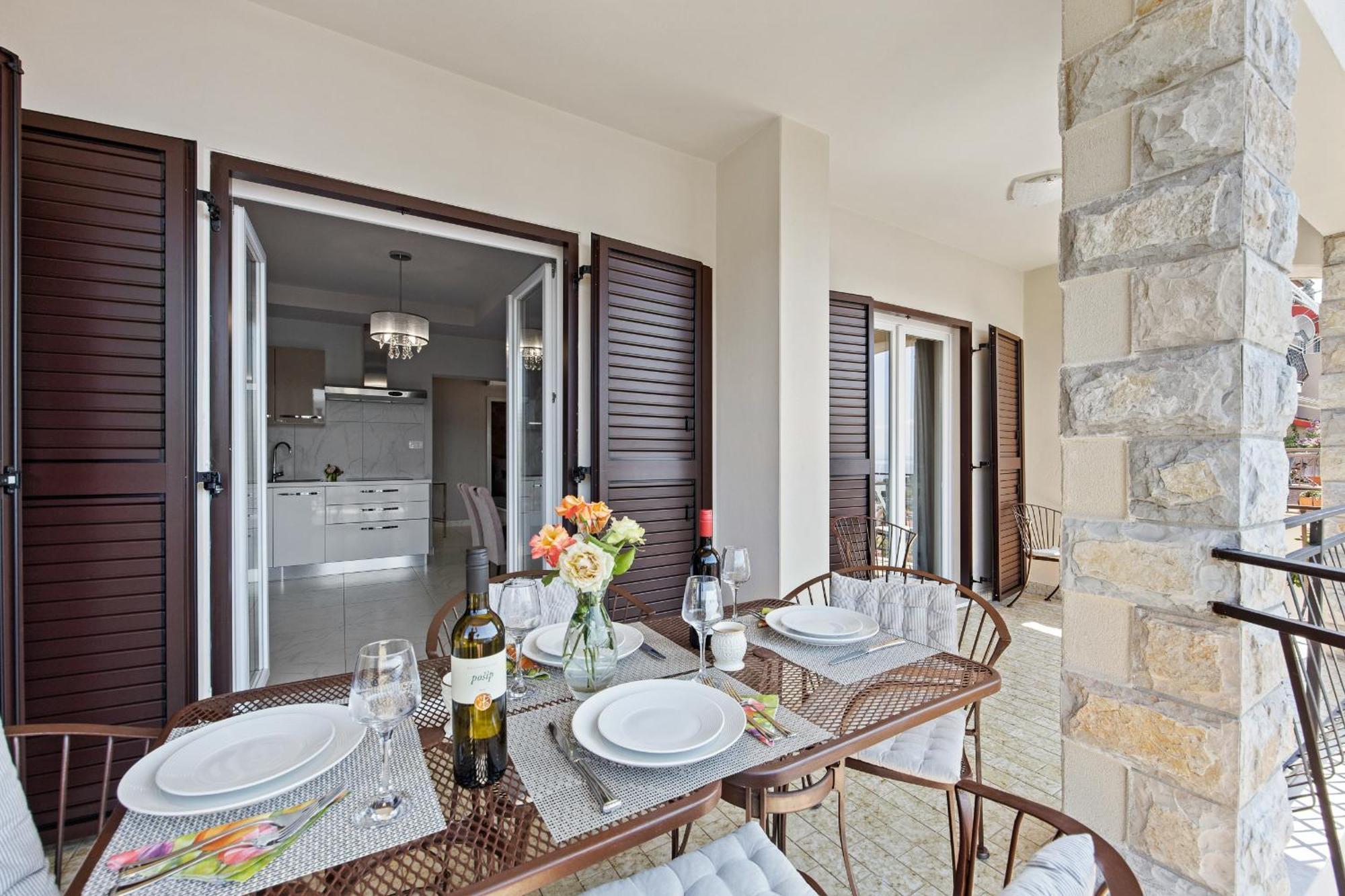 Ladym Apartamento Rabac Exterior foto